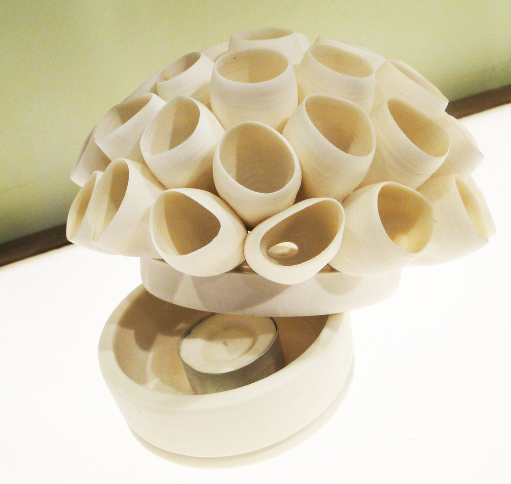 Funnels Porcelain Tealight Holder