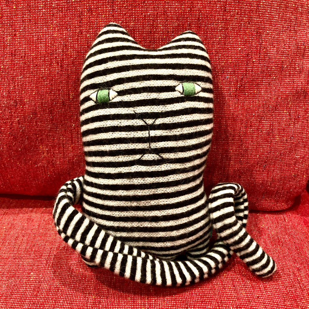 Lambswool Striped Cat from England